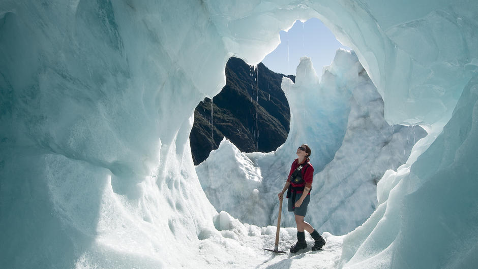 exploring-ice-caves